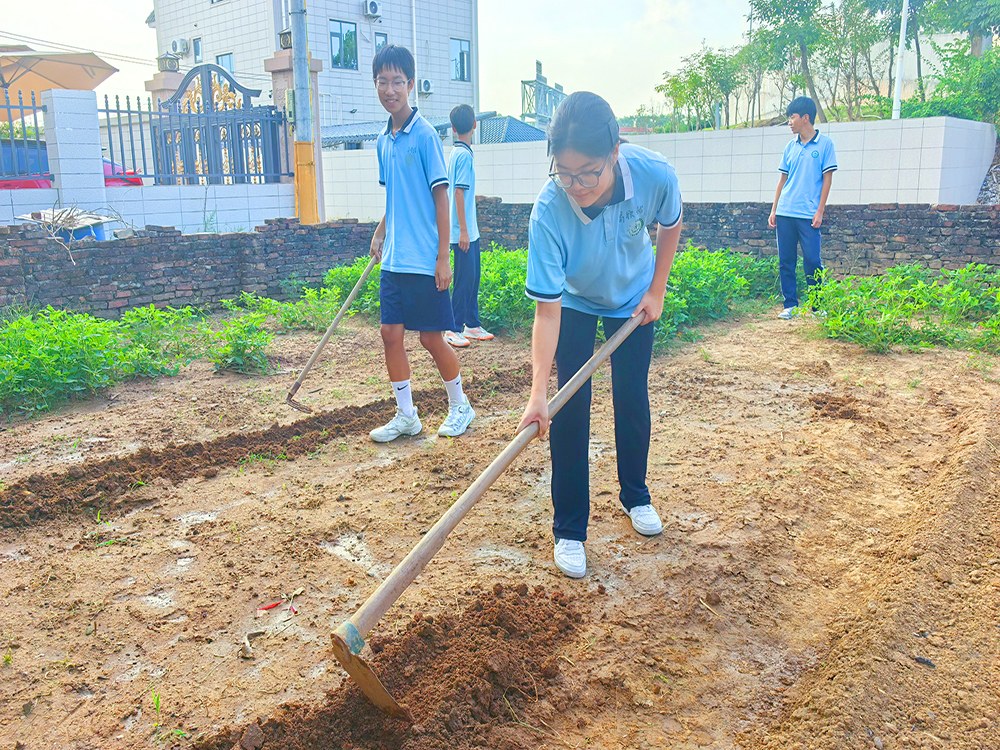湖州孩子叛逆励志教育学校联系电话及择校指南